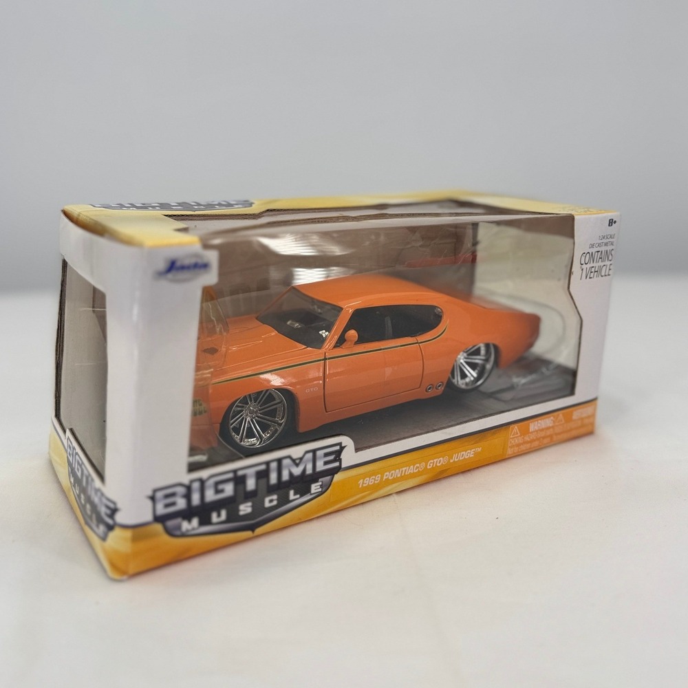 Jada Bigtime Muscle 1969 Pontiac GTO Judge Orange 1:24 Die Cast Car 90060 - Picture 2 of 14